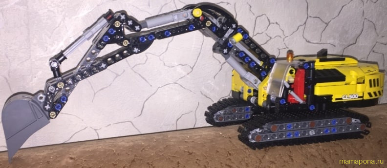 LEGO Technic 42121 - сверхмощный экскаватор