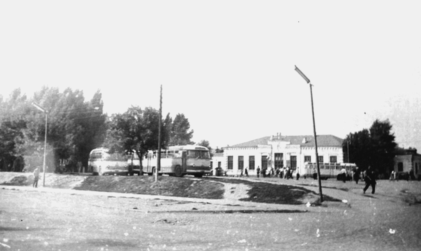 Залізничний вокзал станції Ромни Залізничний вокзал станції Ромни